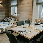 Mojca - Jasna&jelka Apartments, Location With Private Garage And Alpine View * Kranjska Gora