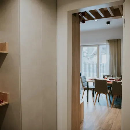 Апартаменты Mojca - Jasna&jelka Apartments, Location With Private Garage And Alpine View Краньска Гора