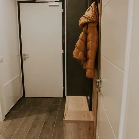 Mojca - Jasna&jelka Apartments, Location With Private Garage And Alpine View Kranjska Gora