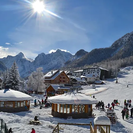 Mojca - Jasna&jelka Apartments, Location With Private Garage And Alpine View * Kranjska Gora