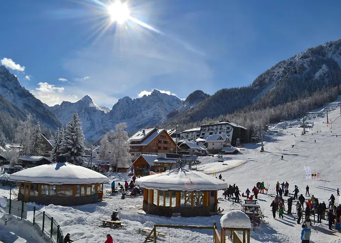 Mojca - Jasna&jelka Apartments, Location With Private Garage And Alpine View * Kranjska Gora
